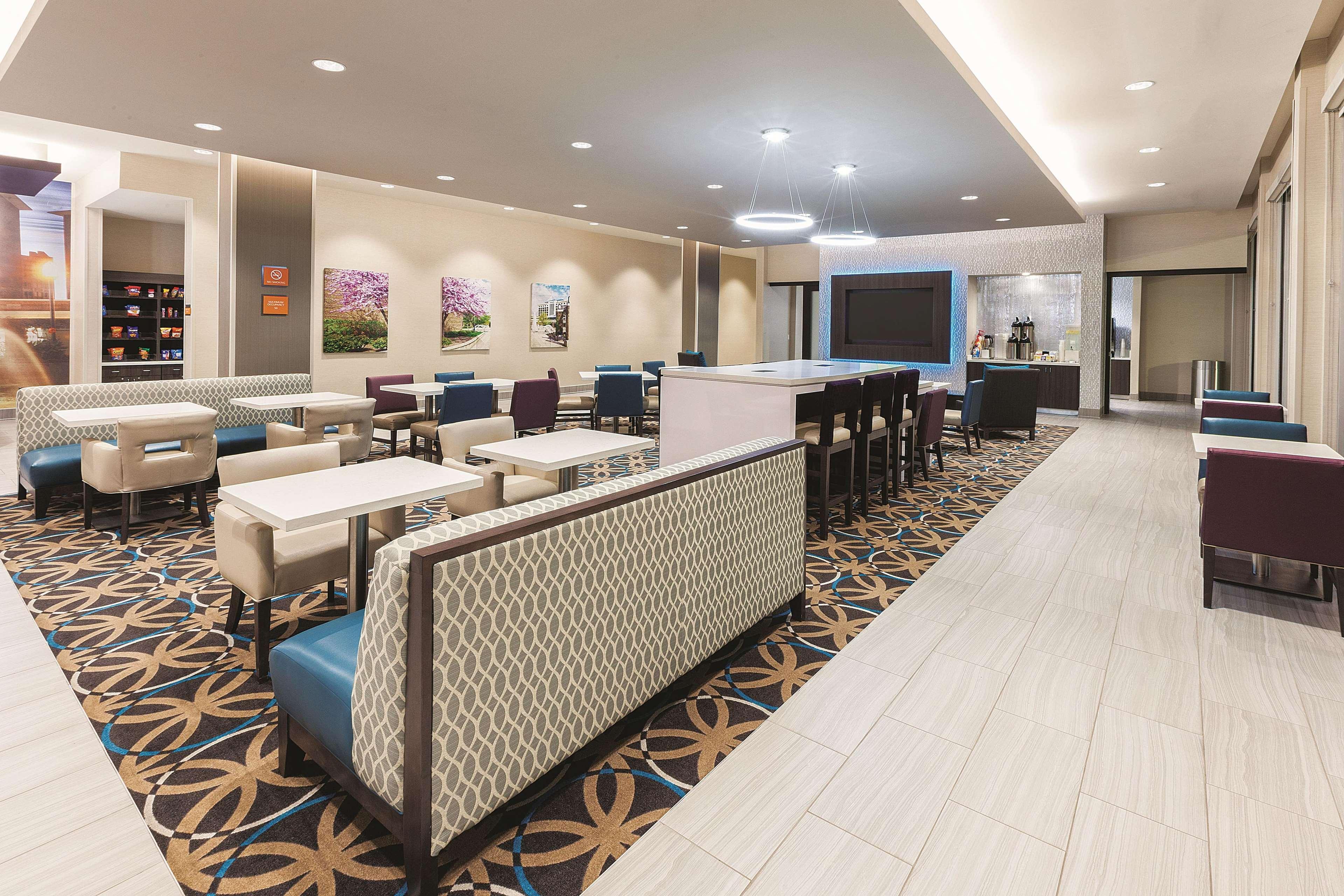 La Quinta By Wyndham Тер От Екстериор снимка